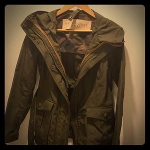 Burberry water-repellent coat with detachable vest